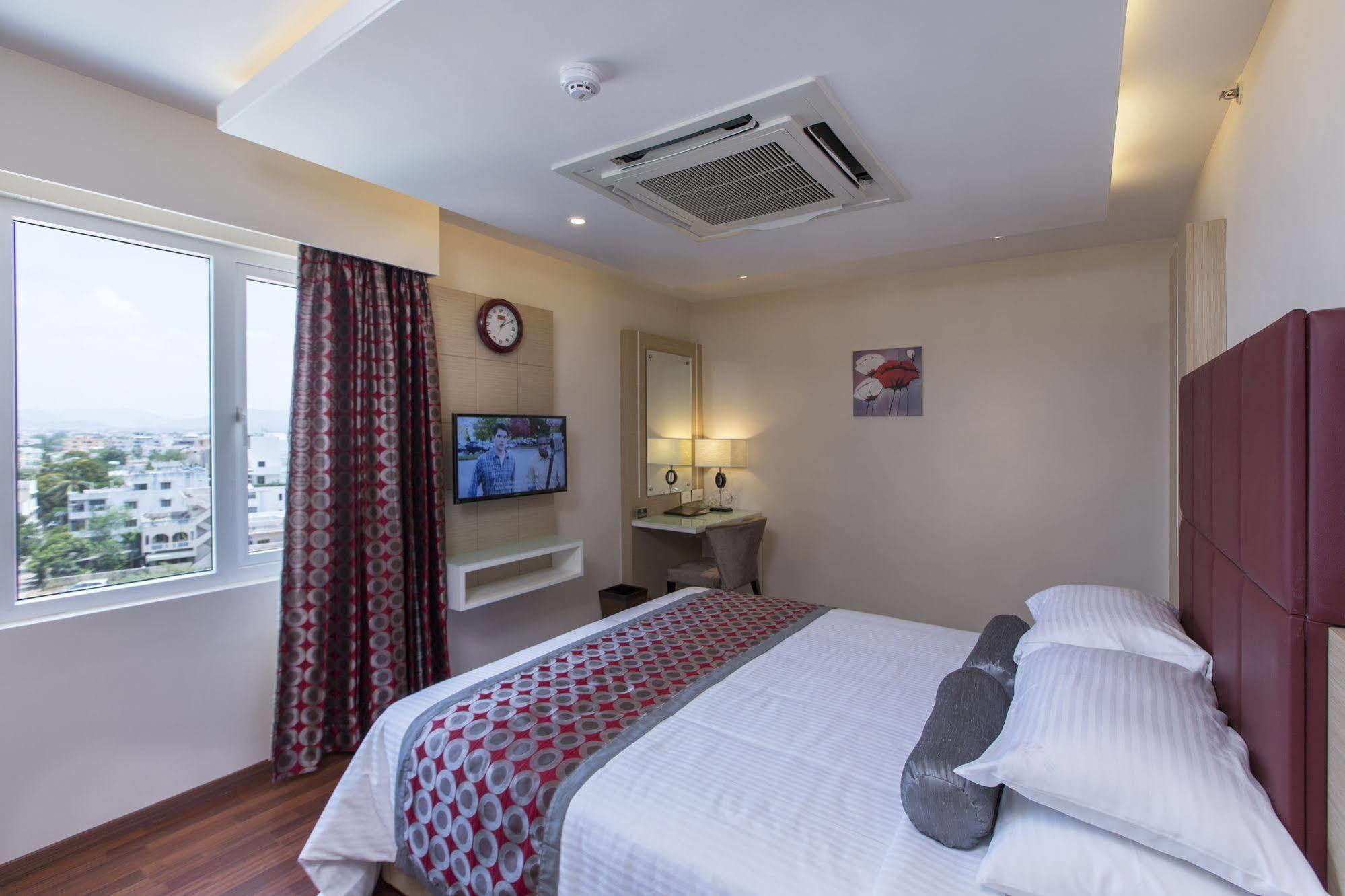 Pai Viceroy Tirupati Exterior foto