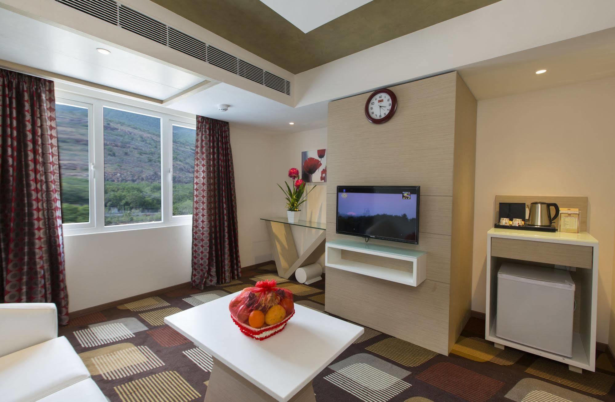 Pai Viceroy Tirupati Exterior foto