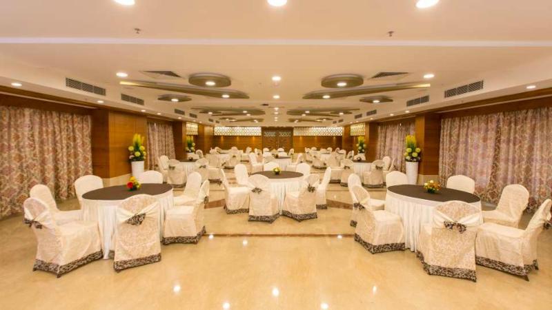Pai Viceroy Tirupati Exterior foto
